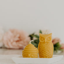 Load image into Gallery viewer, Beehive Beeswax Candle
